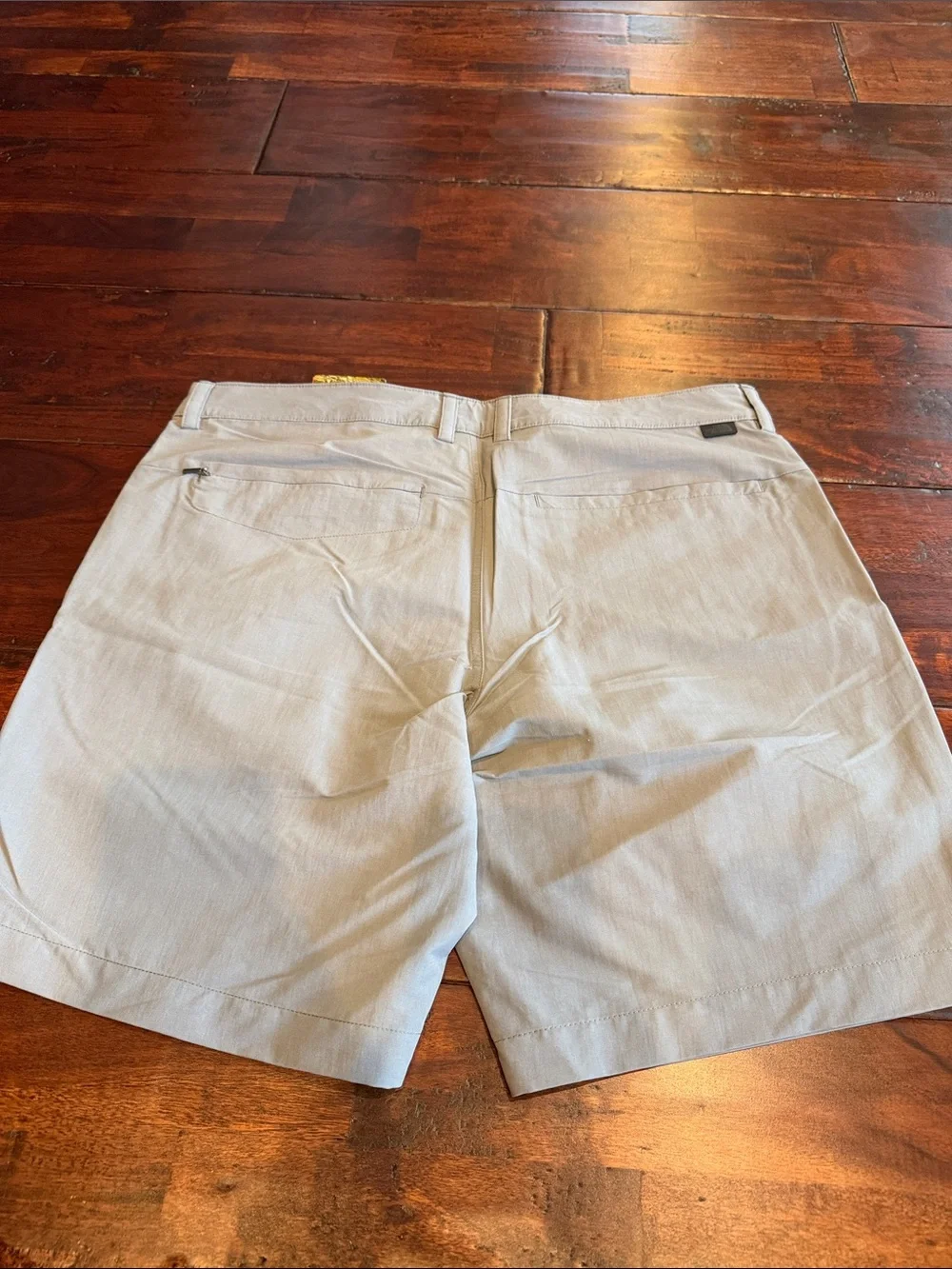 The North Face Men's Light Gray Flat-Front Shorts